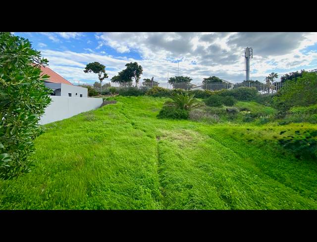 413M² VACANT LAND FOR SALE IN PORT OWEN